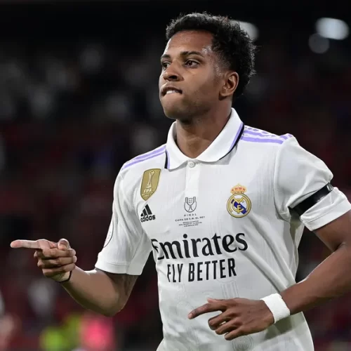 Real Madrid informa sobre a gravidade da lesão de Rodrygo; confira o prazo de recuperação