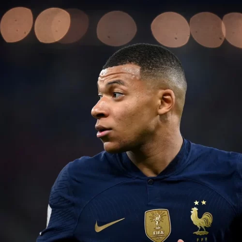 Por que Mbappé não está participando das Olimpíadas mesmo após o apelo do presidente da França?