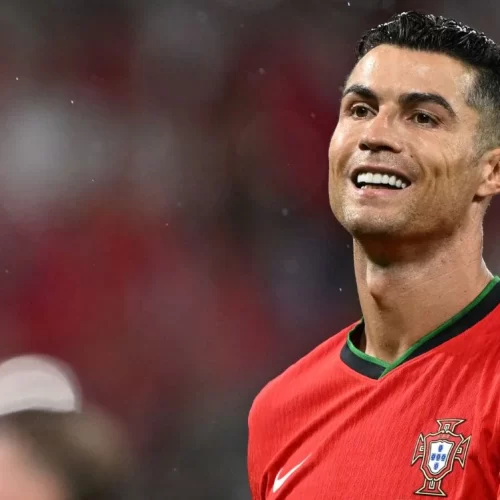 Cristiano Ronaldo refuta a ideia de que seu ciclo com a Seleção de Portugal tenha terminado e fala sobre a Copa de 2026