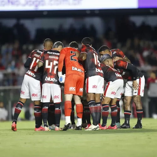 São Paulo já garantido na Libertadores enfrenta sequência de jogos sem vitórias