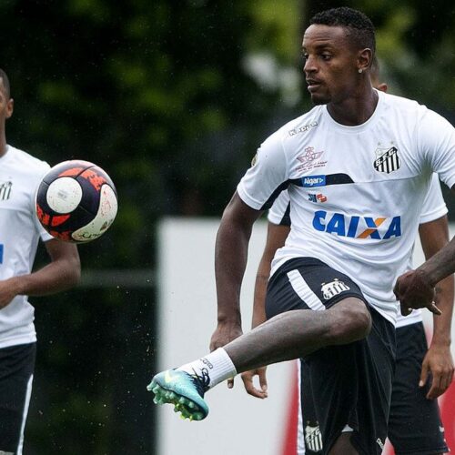 O Santos enfrenta uma nova restrição de transferências pela Fifa, o que impede o clube de realizar registros de novos atletas