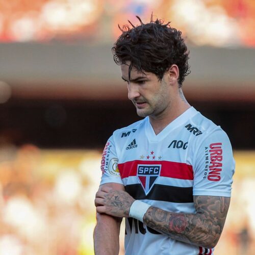 Alexandre Pato encontra-se disponível no mercado e está aguardando propostas