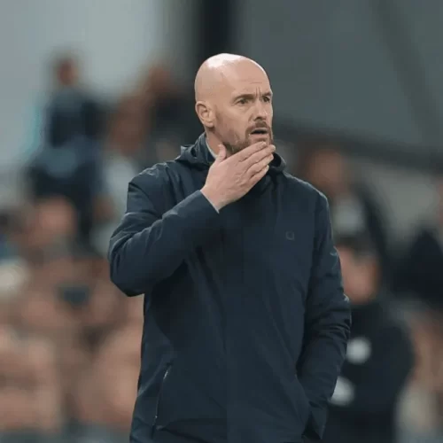 Erik ten Hag é dispensado pelo Manchester United após derrota na Premier League