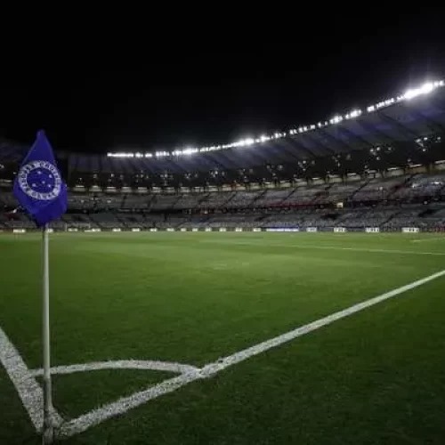 Cruzeiro critica jogo contra o Palmeiras sem torcida e menciona a luta por uma vaga na Libertadores