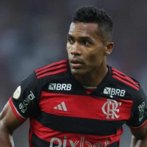 Flamengo anuncia a ausência de Alex Sandro e mais uma lesão muscular no elenco