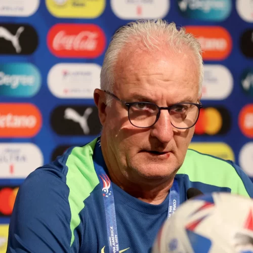 Dorival expressa preocupação com os resultados da Seleção