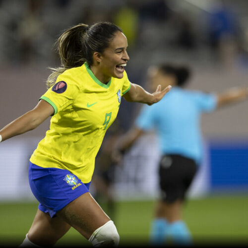 Seleção Brasileira feminina começa Copa Ouro com vitória