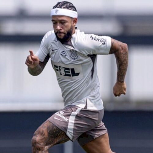 Corinthians registra Memphis Depay, Carrillo e Martínez na Sul-Americana