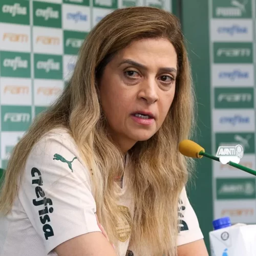 ‘Meia dúzia que gosta de aparecer’, diz Leila Pereira sobre críticos do Palmeiras