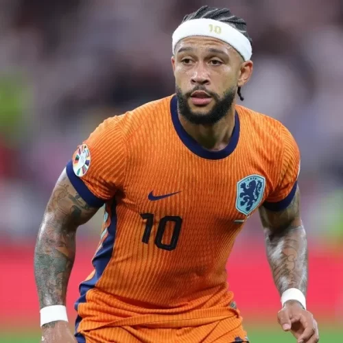 Memphis Depay revela os motivos que o levaram a jogar no Corinthians e antecipa a chegada de mais craques da Europa ao Brasil:  ‘Muitos vão me seguir’