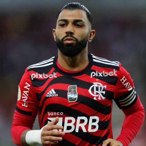 Gabigol busca deixar uma última impressão favorável em clássicos pelo Flamengo