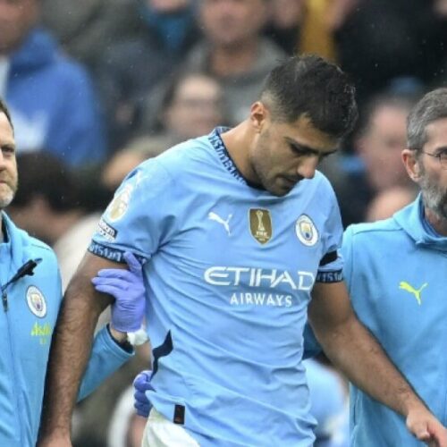 Rodri enfrenta séria contusão no joelho e está fora do restante da temporada pelo Manchester City